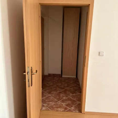 Lejlighed Small Flat, Great Location *